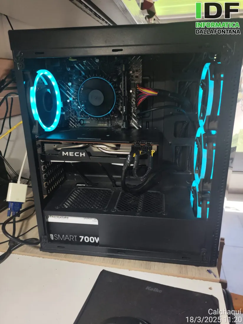 PC armada con iluminación